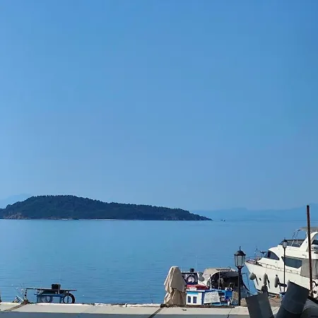 Апартаменты Nina's Up