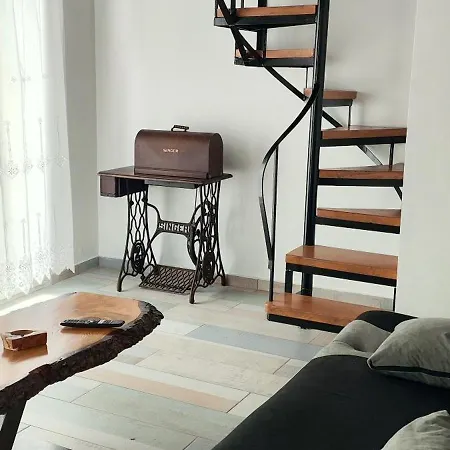 Апартаменты Nina's Up *