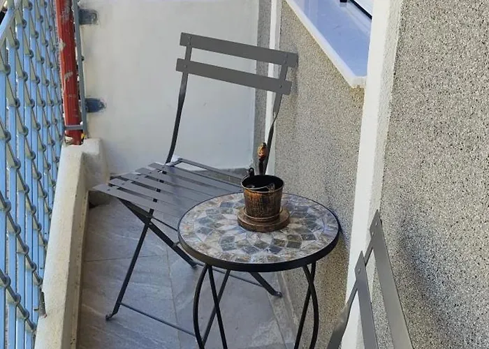 Nina's Up Apartament Skiathos