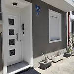 Nina's Up Apartamento *