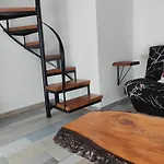 Nina's Up
